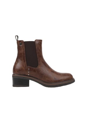 Bottine en cuir marron avec panneau latéral élastique, finition texturée, bout rond et talon empilé. Présente des accents métalliques près du panneau.