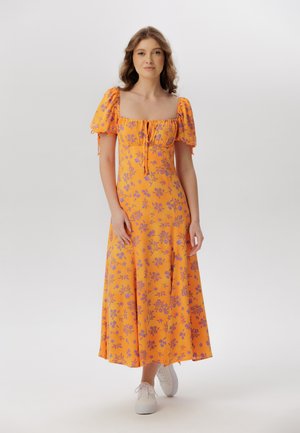 MARIBEL - Robe longue - orange