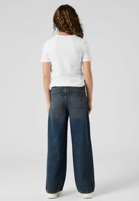 TWO SOON WIDE - Jean boyfriend - vintage medium blue denim