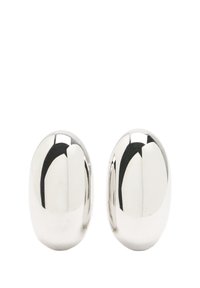 Srebrne owalne kolczyki-stud z gładką, lustrową powierzchnią. Lekka konstrukcja z polerowanym wykończeniem, z bezszwowym łączeniem.