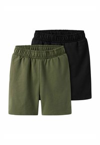 Sæt af to par shorts: ét olivengrønt og ét sort, begge med elastisk talje og en blød bomuldsblanding.