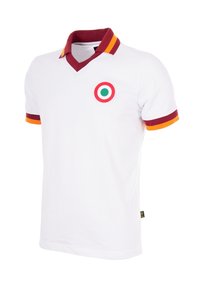 Witte polo met een bordeauxrode v-hals en oranje accenten. Heeft een cirkel-embleem in rood, groen en wit op de borst. Korte mouwen.
