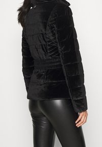 Guess Veste d'hiver - black