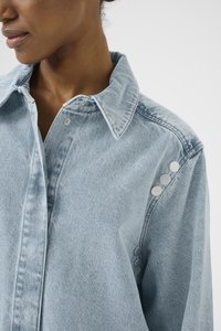 Thumbnail Image 6