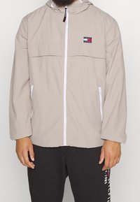 Tommy Jeans Plus Summer jacket - khaki