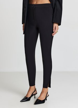 SKINNY VITA ALTA - Pantalon classique - ultrablack