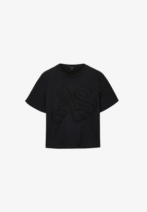 Schwarzes, kurzes T-Shirt mit kurzen Ärmeln, in der Mitte mit einem erhabenen, stilisierten "AS"-Logo versehen. Hergestellt aus weichem Baumwollmaterial.