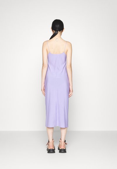 DESIGNERS REMIX VALERIE DRAPE SLIP - Cocktail φόρεμα / Φόρεμα για πάρτι - flieder