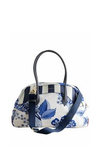 Blå och vit handväska med blommönster, dubbla handtag, reglerbar axelrem och randig detalj upptill. Guldig metallbeslag.
