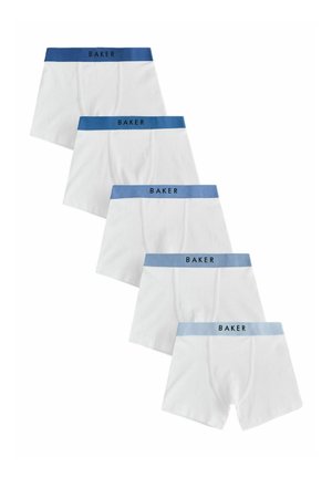 Cinque boxer bianchi con fasce in diverse tonalità di blu, ciascuno etichettato con "BAKER" in lettere nere.