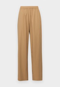 Hellbraune gerade geschnittene Hose mit elastischem Bund, aus weichem, leichtem Material, auf einem schlichten weißen Hintergrund präsentiert.