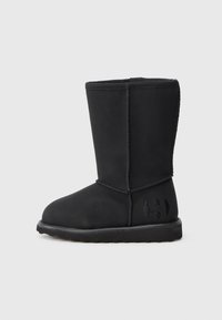 Selectat, total black