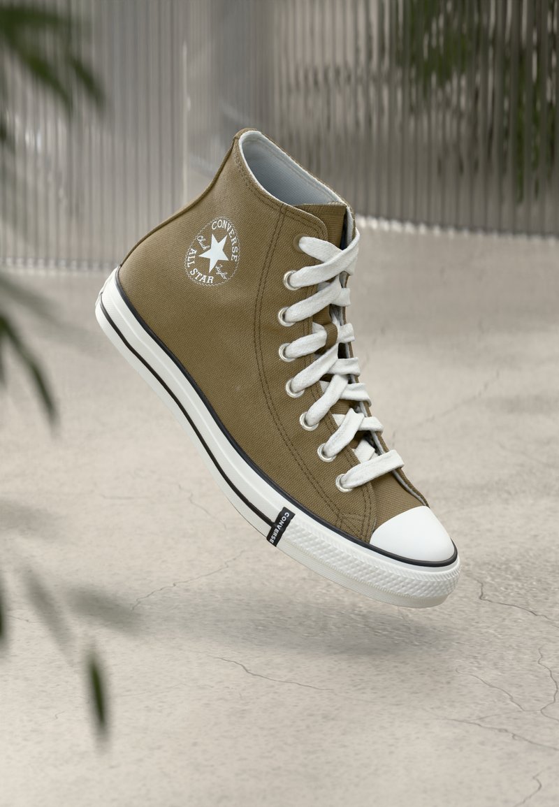 Converse CHUCK TAYLOR ALL STAR WIDE UNISEX - Höga sneakers - swamp core ...