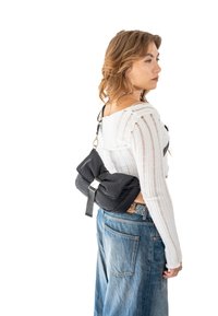 Expatrié BOBBY - Borsa a mano - black