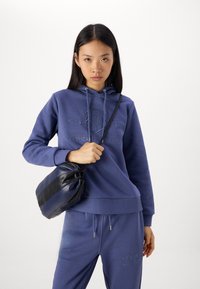 GANT TONAL SHIELD HOODIE - Felpa con cappuccio - dusty navy