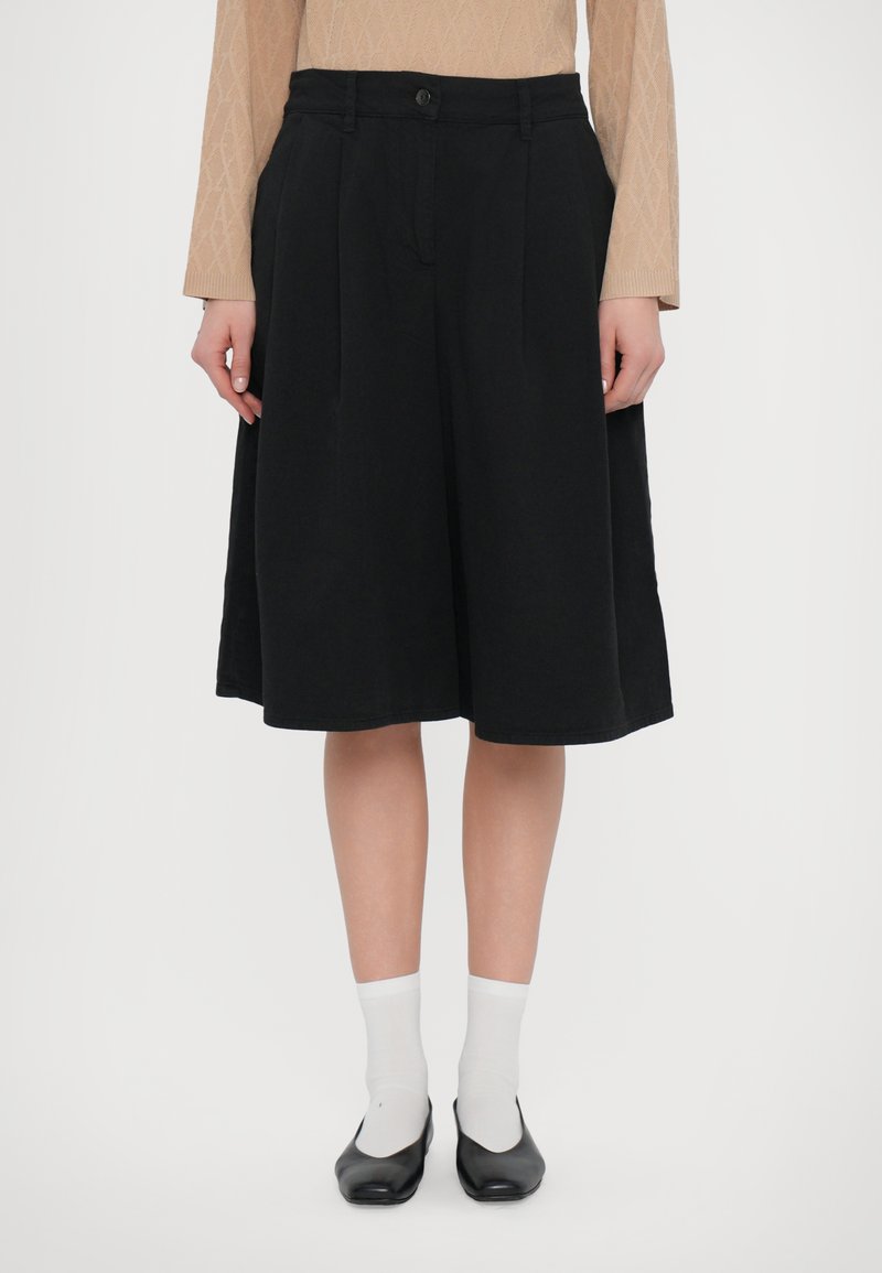 Armani Exchange BERMUDA - Shorts - black denim