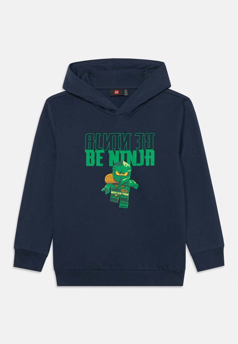 Sweatshirt azul-marinho com figura de ninja da LEGO em verde e texto "SEJA NINJA" em fonte estilizada na parte da frente, mangas longas, punhos e bainha canelados.