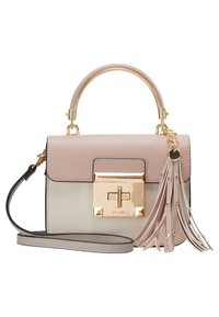 Piccola borsa a tracolla realizzata in pelle sintetica beige testurizzata e rosa pallido. Presenta una chiusura metallica dorata e un dettaglio con nappina rosa.