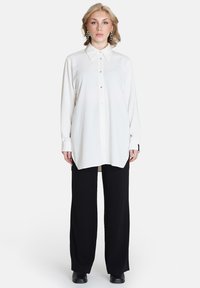Jascha Stockholm Blúzka so zapínaním na gombíky - offwhite