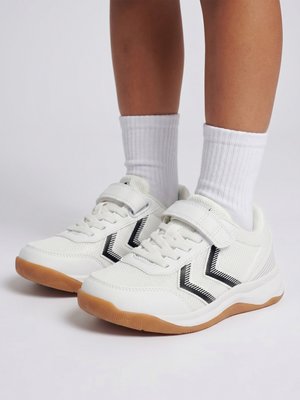 Hummel, HUMMEL MULTIPLAY FLEX VC 2.0 JR UNISEX - Маратонки - white