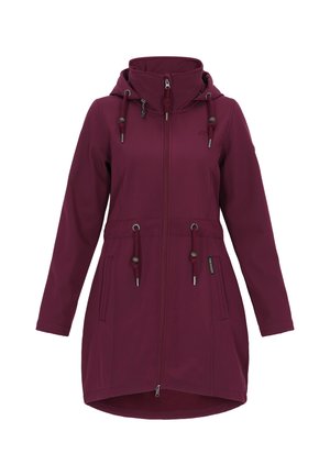 Veste softshell bordeaux avec capuche ajustable, taille à cordon, fermeture éclair frontale et deux poches zippées. Texture lisse et longueur jusqu'aux cuisses.