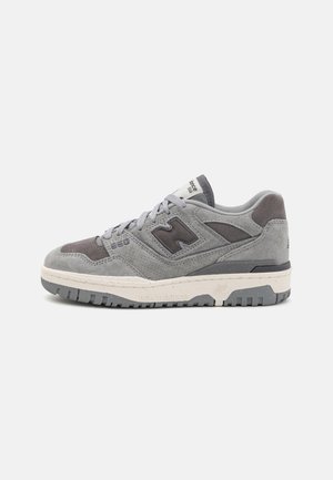 New Balance, Baskets basses - white