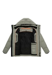 Pilkas paminkštintas praktinis švarkas su juodu interjeru, turintis oranžinius akcentus, kelis kišenių ir užtrauktuko uždarymą. Su kapišonu ir tekstūruotu paviršiumi.