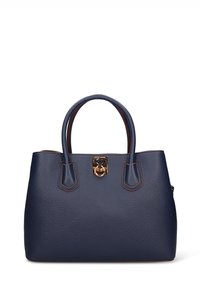 Donkerblauwe leren handtas met een gestructureerd oppervlak, dubbele handvatten, gouden beslag en een sluiting met een gesp. Heeft bruine accenten langs de randen.