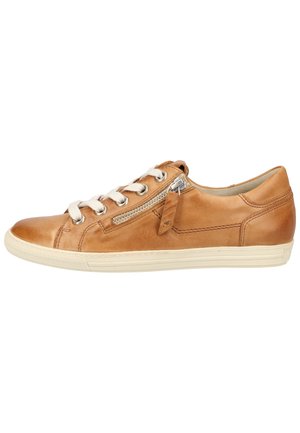 Sneakers laag - mittelbraun 057