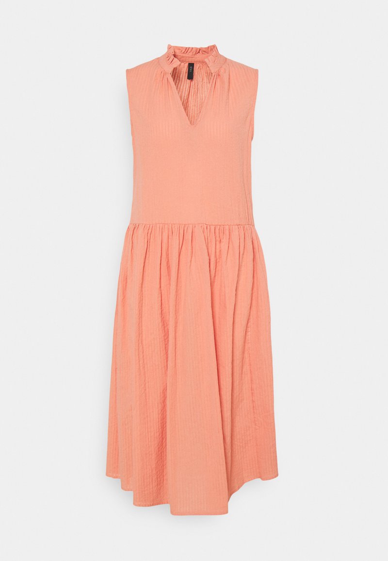 YAS Jurk koraalrood YAS Jurk koraalrood