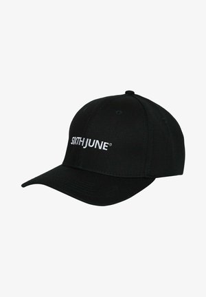 Cappellino da baseball nero in cotone con visiera curva. Presenta un ricamo bianco "SIXTHJUNE" sulla parte anteriore. Sei fori di ventilazione.