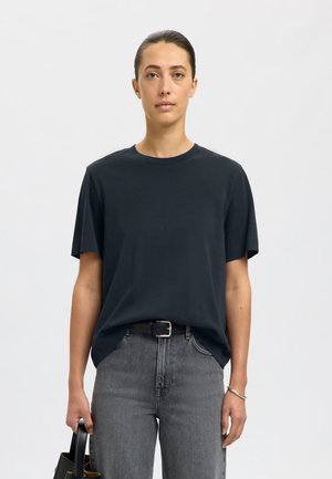 Selected Femme SLFESSENTIAL BOXY TEE - T-shirts - dark sapphire