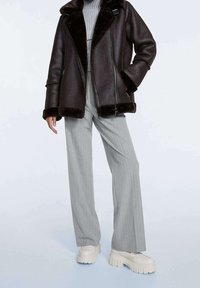 Stradivarius Giacca in similpelle - brown