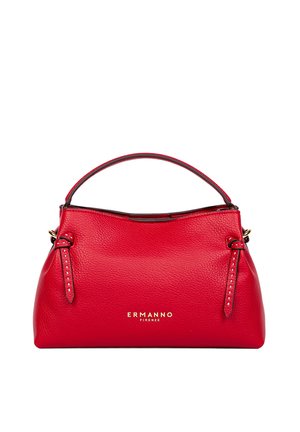 Borsa a mano in pelle rossa con finitura testurizzata, manico singolo superiore, cinturini laterali regolabili e logo dorato "Ermanno Firenze" sul davanti.