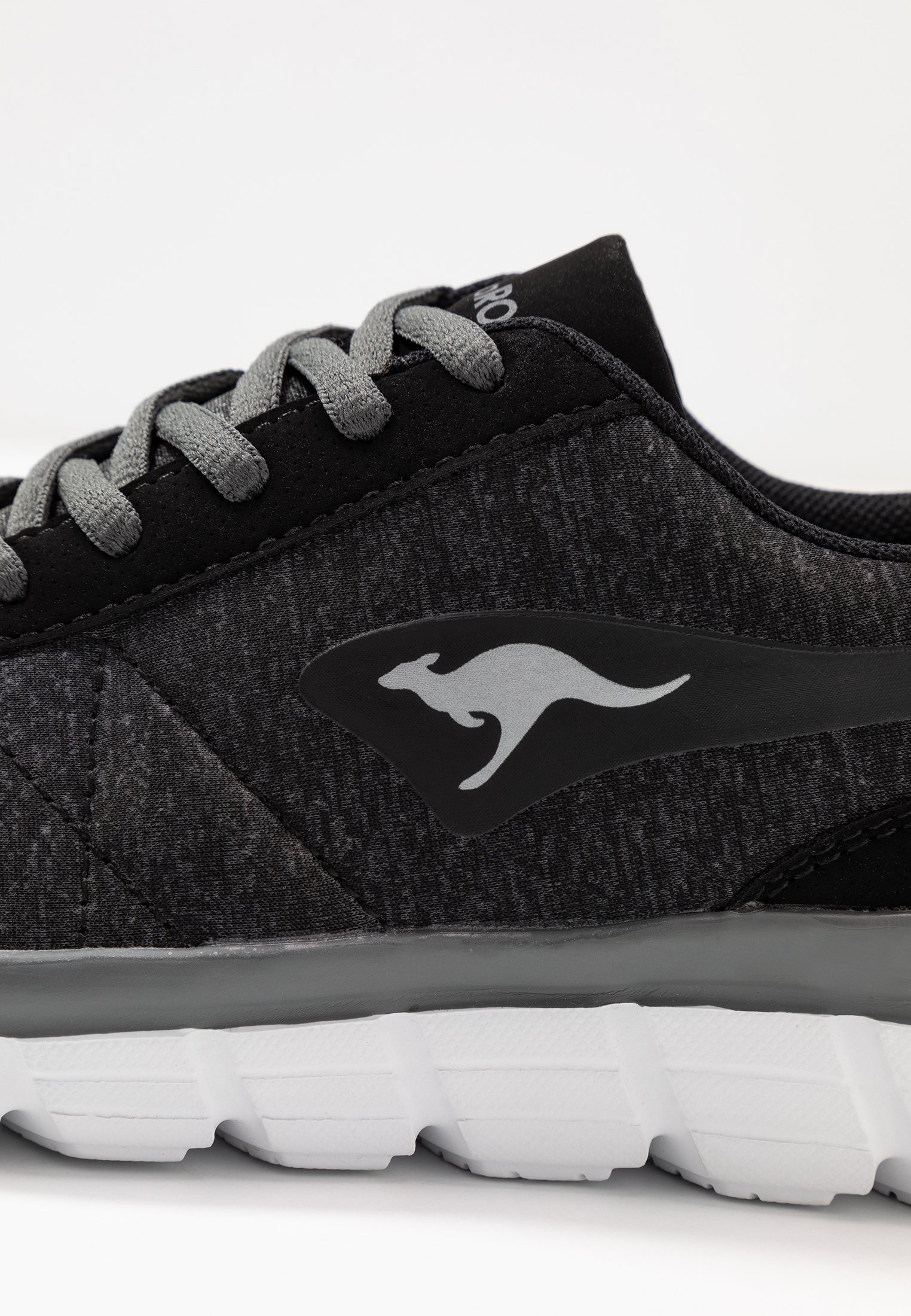 KangaROOS KR REF Joggesko jet blacksteel grey Zalando.no KangaROOS KG NIMBLE Joggesko jet blacksteel grey