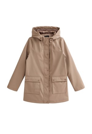 Beige waterdichte regenjas met capuchon, vooraan drukknoopsluiting, verstelbare trekkoordcapuchon en twee grote klepzakken.