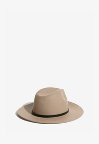 Seleccionado, neutral