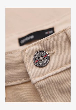 Ombre, Farkkushortsit - cream