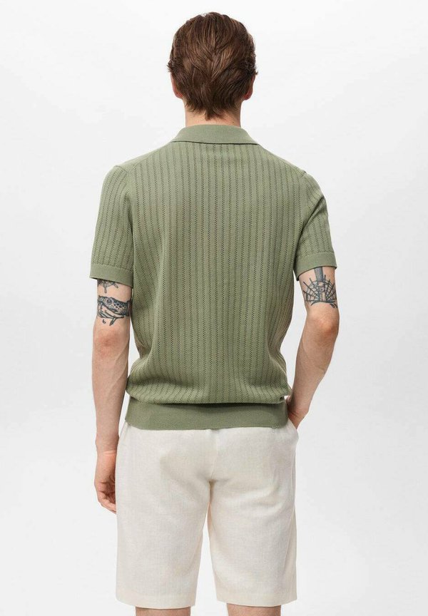 SLIM-FIT  - Shorts - blanc cassé4