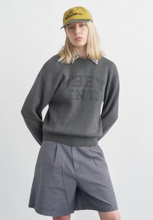 LEAGUE CREW  - Strikkegenser - heather grey