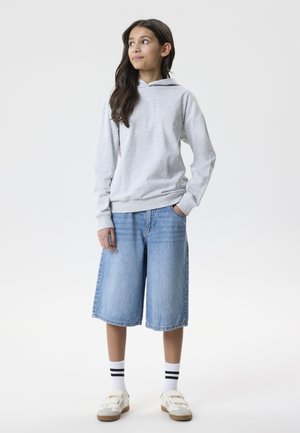 TWO SOON BAGGY JORTS - Τζιν σορτς - medium blue denim