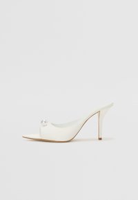 Mules de salto - white