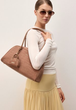 Kazar KYLE - Käekott - brown