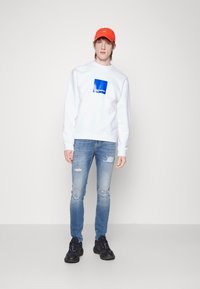 Karl Lagerfeld Jeans SWEATSHIRT - Sportska majica - white