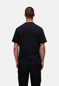 Napapijri BALD - T-shirt med print - black beauty