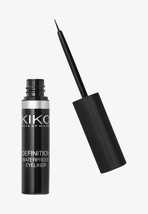 Eyeliner waterproof KIKO, dans un flacon cylindrique noir avec un bandeau argenté brillant et un pinceau applicateur fin.