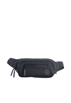 Marsupio nero realizzato in materiale liscio, con un compartimento principale con zip e una tasca frontale con dettagli del logo e branding.
