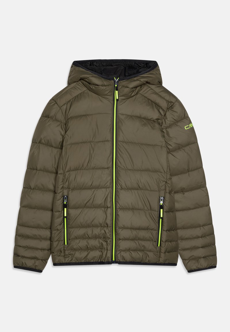 Olive spalvos pūkinė striukė su kapišonu, užtrauktuku priekyje ir juodais akcentais. Turinti vertikalias siūles ir ryškiai žalius užtrauktuko akcentus.