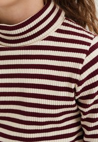 WE Fashion MYLA RIBIPE - Bluză cu mânecă lungă - burgundy red