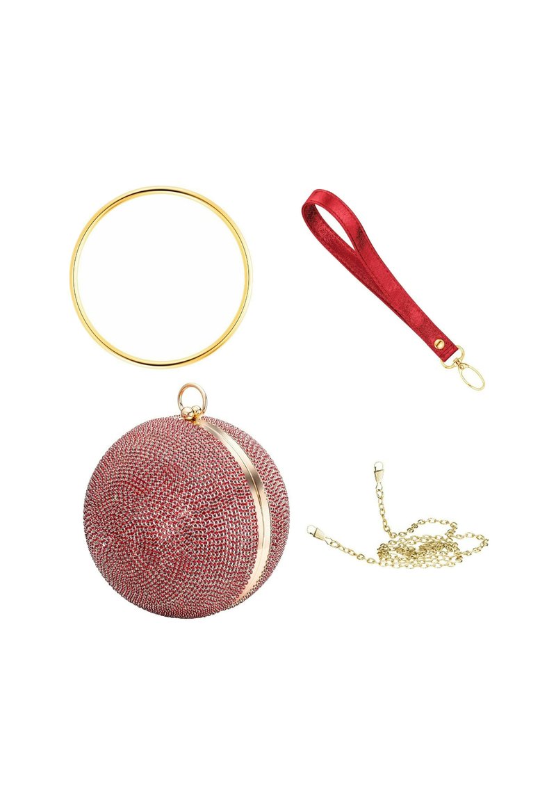 Rote Rundclutch aus Strass mit goldener Reißverschluss, goldener Metallarmbandgriff, rotem Handgelenkriemen und goldener Kettenriemen auf weißem Hintergrund.